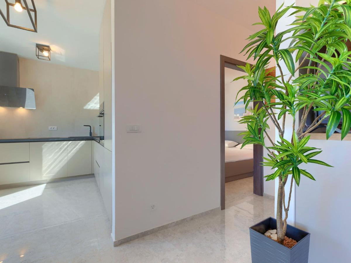 Apartment Wing 77 By Interhome พูลา ภายนอก รูปภาพ